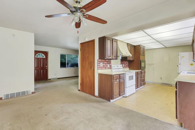 82 N Belmar Drive, Reynoldsburg, OH 43068