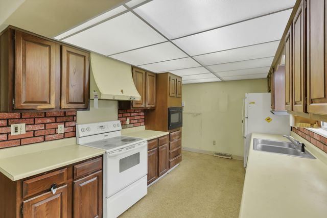 82 N Belmar Drive, Reynoldsburg, OH 43068