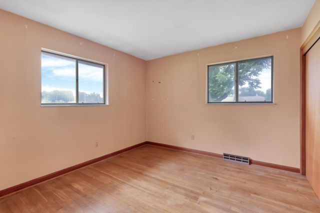 82 N Belmar Drive, Reynoldsburg, OH 43068