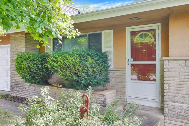 82 N Belmar Drive, Reynoldsburg, OH 43068