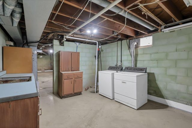 82 N Belmar Drive, Reynoldsburg, OH 43068