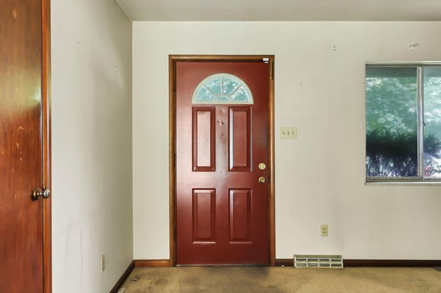 82 N Belmar Drive, Reynoldsburg, OH 43068