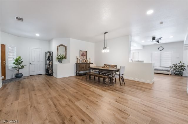 7220 Elderly Avenue, Las Vegas, NV 89131