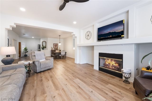 7220 Elderly Avenue, Las Vegas, NV 89131