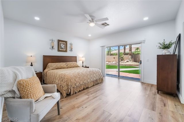 7220 Elderly Avenue, Las Vegas, NV 89131
