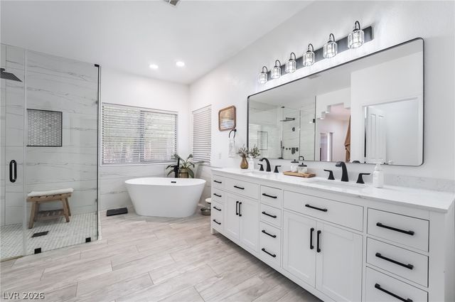 7220 Elderly Avenue, Las Vegas, NV 89131