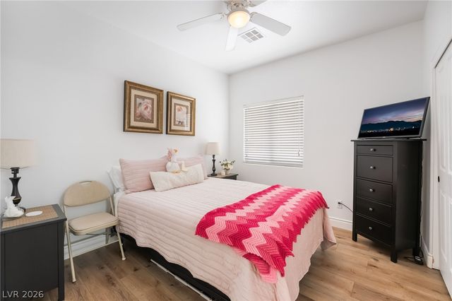7220 Elderly Avenue, Las Vegas, NV 89131