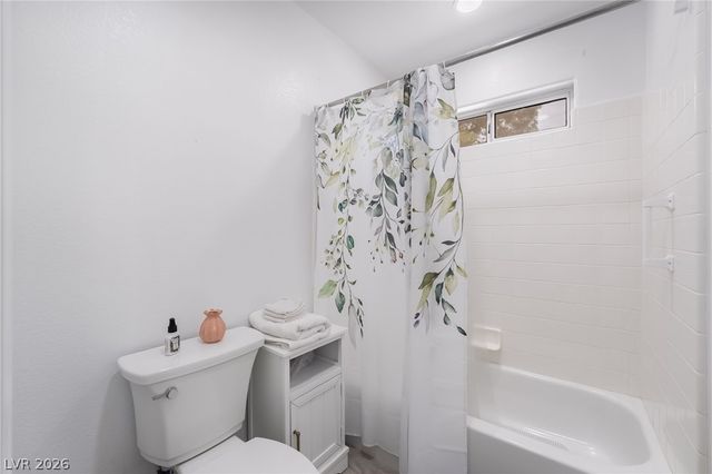 7220 Elderly Avenue, Las Vegas, NV 89131