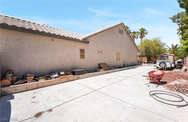 7220 Elderly Avenue, Las Vegas, NV 89131