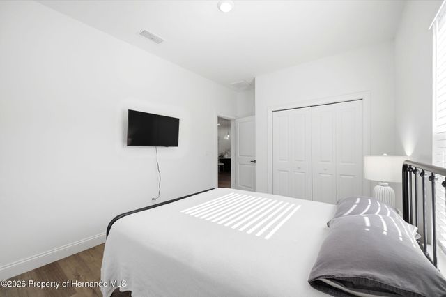 524 S Grosse Avenue, Tarpon Springs, FL 34689