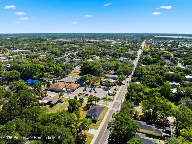 524 S Grosse Avenue, Tarpon Springs, FL 34689