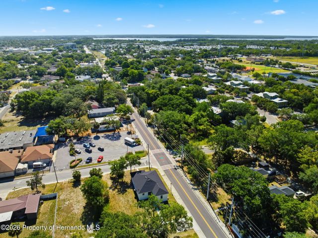 524 S Grosse Avenue, Tarpon Springs, FL 34689