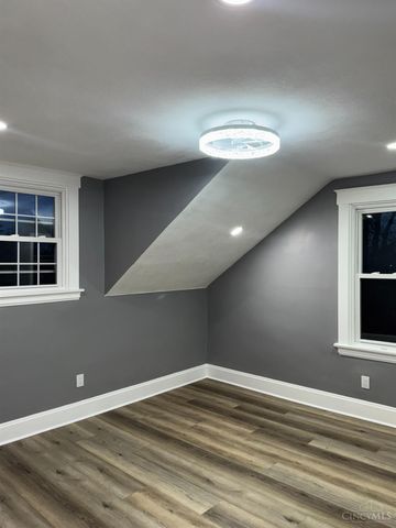 10152 Chester Road, Woodlawn, OH 45215