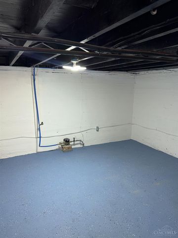 10152 Chester Road, Woodlawn, OH 45215