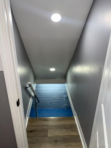 10152 Chester Road, Woodlawn, OH 45215