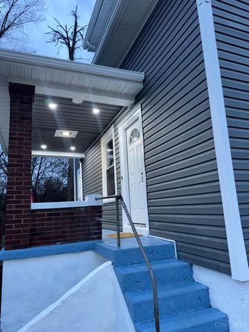 10152 Chester Road, Woodlawn, OH 45215