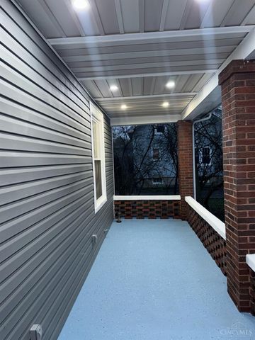 10152 Chester Road, Woodlawn, OH 45215