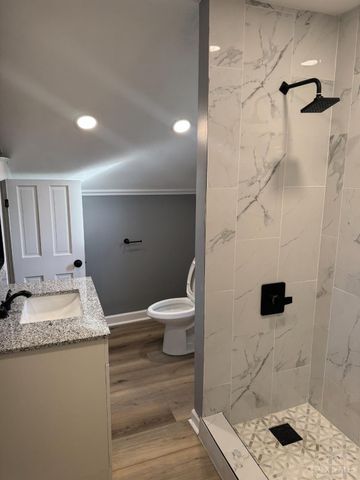 10152 Chester Road, Woodlawn, OH 45215