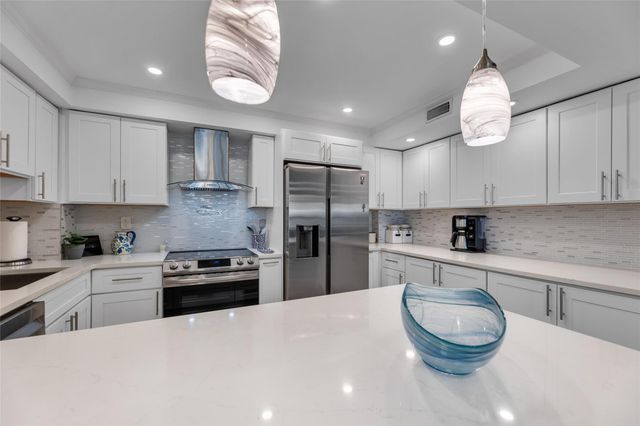 3750 Galt Ocean Drive 704, Fort Lauderdale, FL 33308