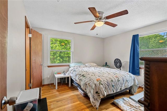 4024 N Walrond Avenue, Kansas City, MO 64117