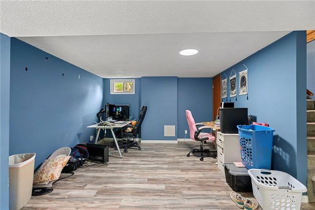 4024 N Walrond Avenue, Kansas City, MO 64117
