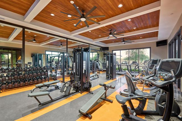 212 Arbor Drive S, Madera, CA 93636