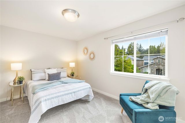 25499 SE 274th Place, Maple Valley, WA 98038