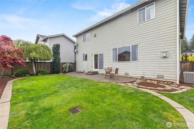 25499 SE 274th Place, Maple Valley, WA 98038