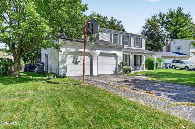 125 Cedar Court, Perrysburg, OH 43551