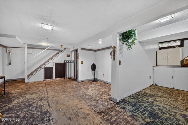 125 Cedar Court, Perrysburg, OH 43551