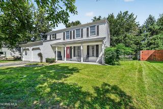 125 Cedar Court, Perrysburg, OH 43551