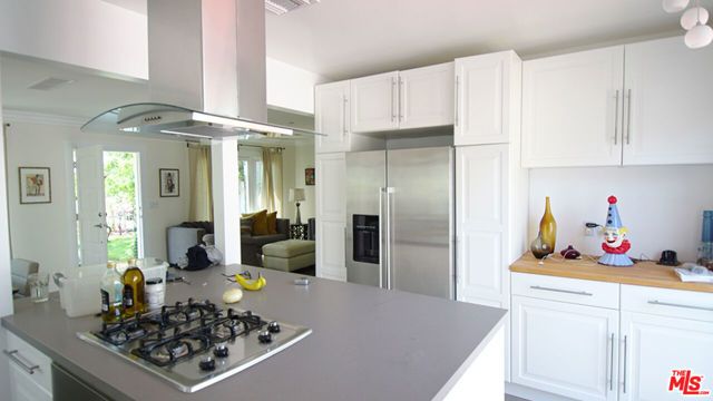 1722 Nichols Canyon Road, Los Angeles, CA 90046