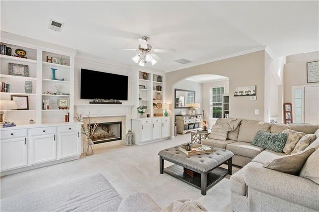 355 Thorn Creek Way, Dallas, GA 30157