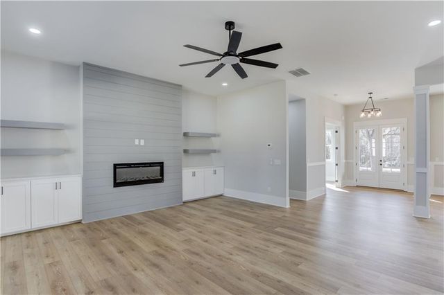 30 River Overlook Way, Jefferson, GA 30549