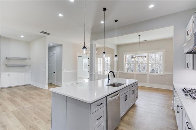 30 River Overlook Way, Jefferson, GA 30549