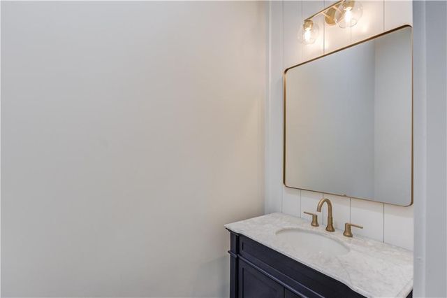 30 River Overlook Way, Jefferson, GA 30549