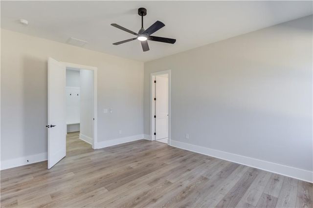 30 River Overlook Way, Jefferson, GA 30549