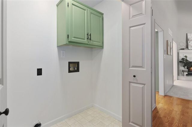 1400 SW Pacific Drive, Lee's Summit, MO 64081