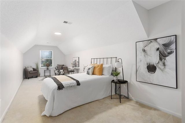 1400 SW Pacific Drive, Lee's Summit, MO 64081