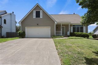 1400 SW Pacific Drive, Lee's Summit, MO 64081