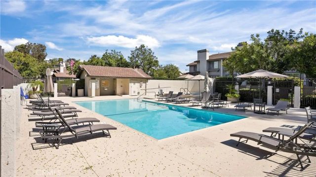 8 Evening Breeze, Irvine, CA 92603