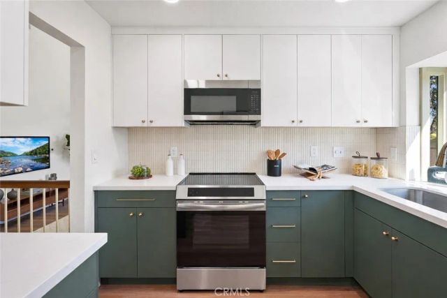 8 Evening Breeze, Irvine, CA 92603