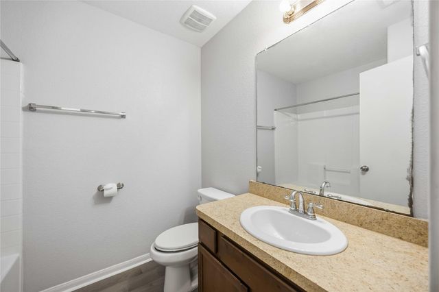 8002 W Red Oak Lane, Texas City, TX 77591