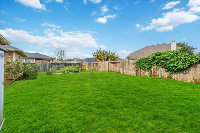 8002 W Red Oak Lane, Texas City, TX 77591