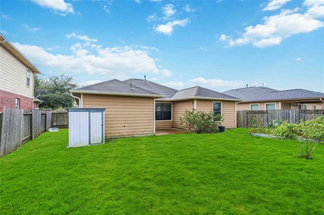 8002 W Red Oak Lane, Texas City, TX 77591