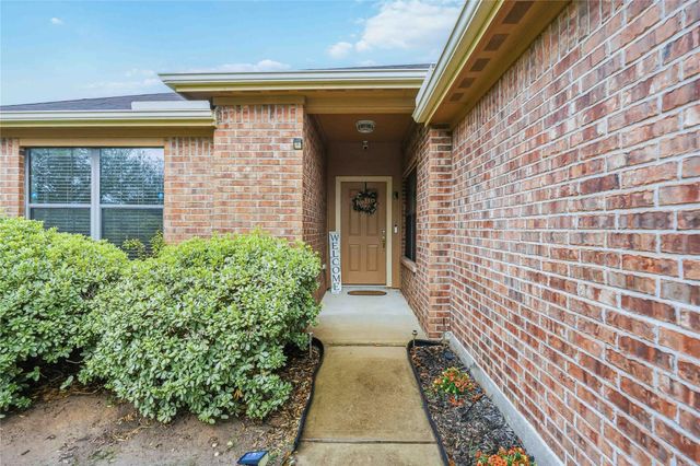 8002 W Red Oak Lane, Texas City, TX 77591