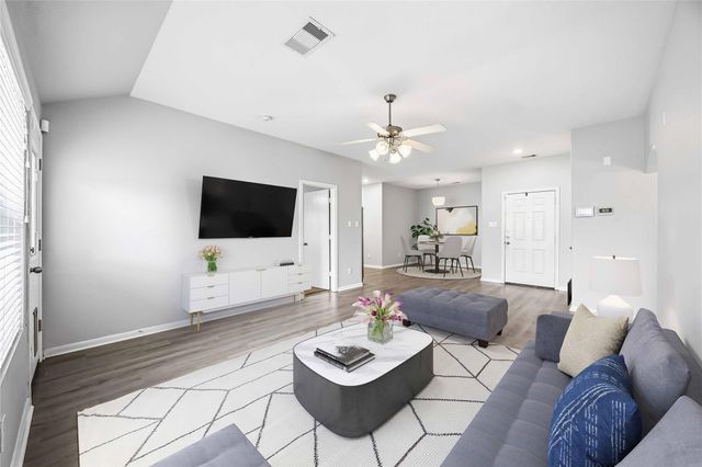 8002 W Red Oak Lane, Texas City, TX 77591