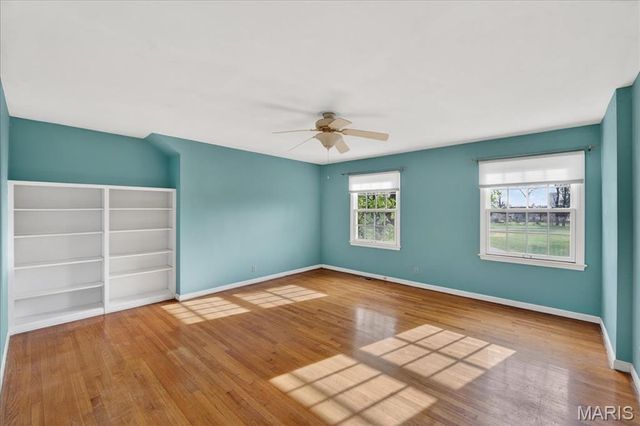 1 Glenkirk Lane, Glendale, MO 63122