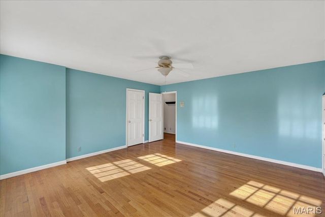 1 Glenkirk Lane, Glendale, MO 63122