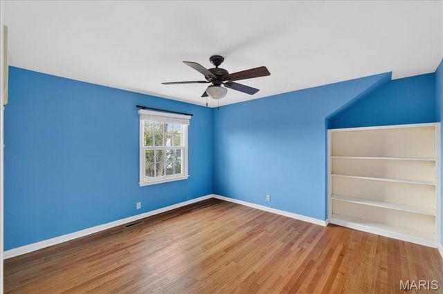 1 Glenkirk Lane, Glendale, MO 63122